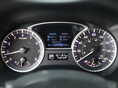 Used 2019 INFINITI QX60 Luxe w/ Essential Package FWD image 33