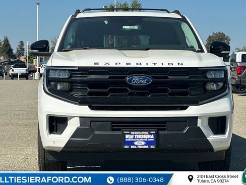 New 2026 Ford Expedition Max Active image 4