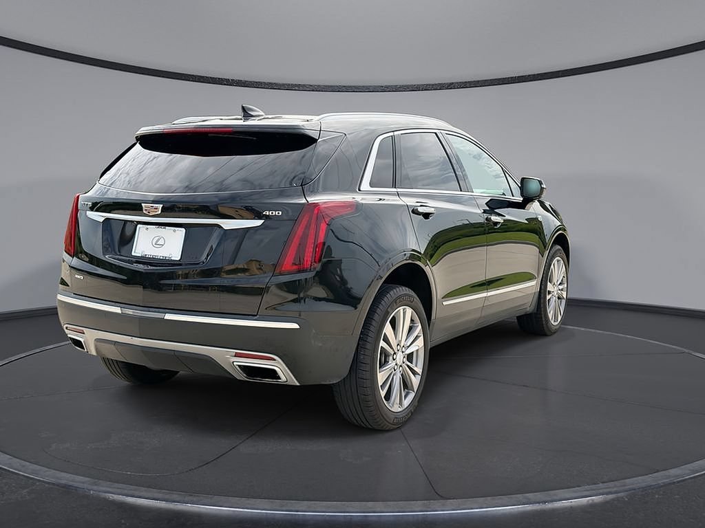 Certified 2024 Cadillac XT5 Premium Luxury AWD/4WD image 11