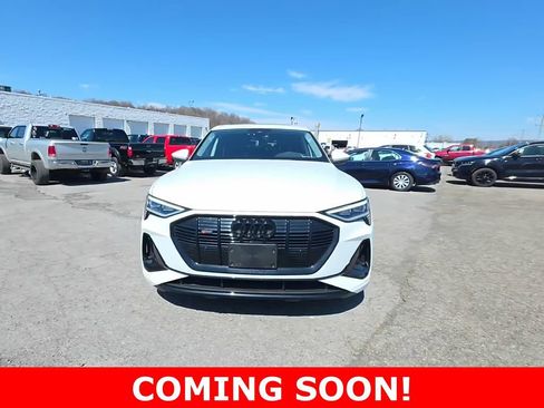 Used 2021 Audi e-tron Premium Plus w/ Premium Plus Package AWD/4WD image 1