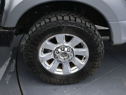 Used 2021 Ford F250 Lariat w/ Lariat Ultimate Package image 25