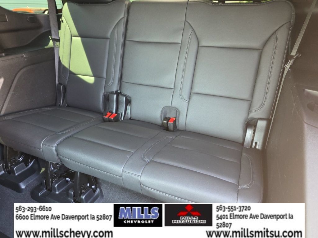 Used 2025 Chevrolet Tahoe Z71 w/ Z71 Off-Road Package AWD/4WD image 18