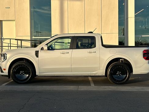 New 2026 Ford Maverick Lobo image 6