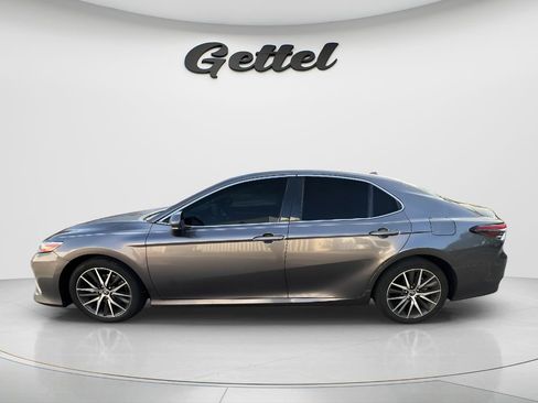 Certified 2021 Toyota Camry XLE w/ Navigation Package FWD image 8
