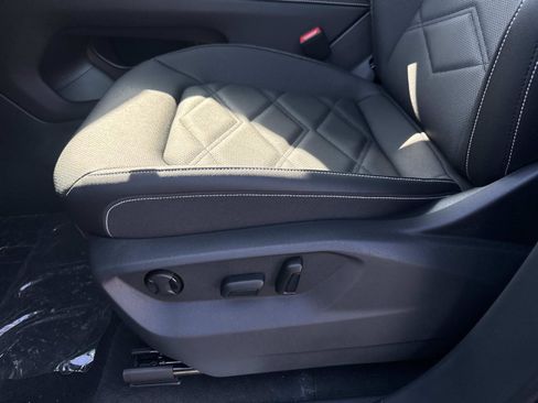 New 2026 Volkswagen Atlas SE image 17