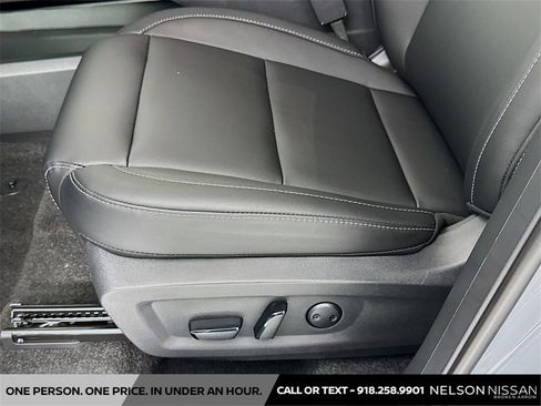 New 2025 Nissan Murano SL image 19