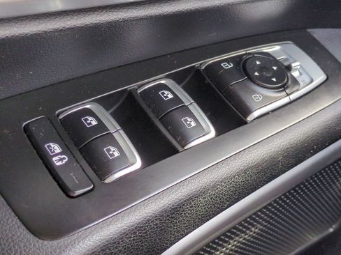 Used 2022 Kia Telluride S FWD image 28