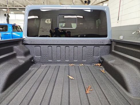 New 2026 Jeep Gladiator Rubicon image 4