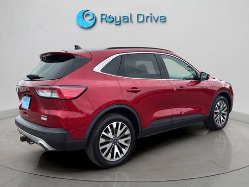 Used 2020 Ford Escape Titanium w/ Titanium Premium Package 2.0 AWD/4WD image 6