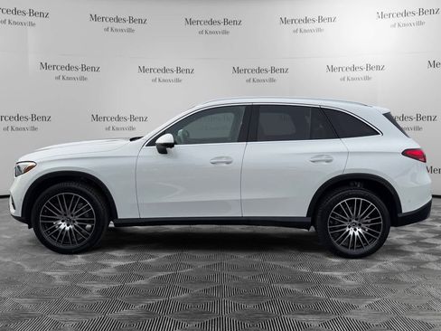 New 2026 Mercedes-Benz GLC 300 GLC 300 image 2