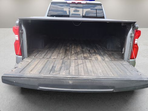 Used 2020 Chevrolet Silverado 1500 LT Trail Boss AWD/4WD image 10