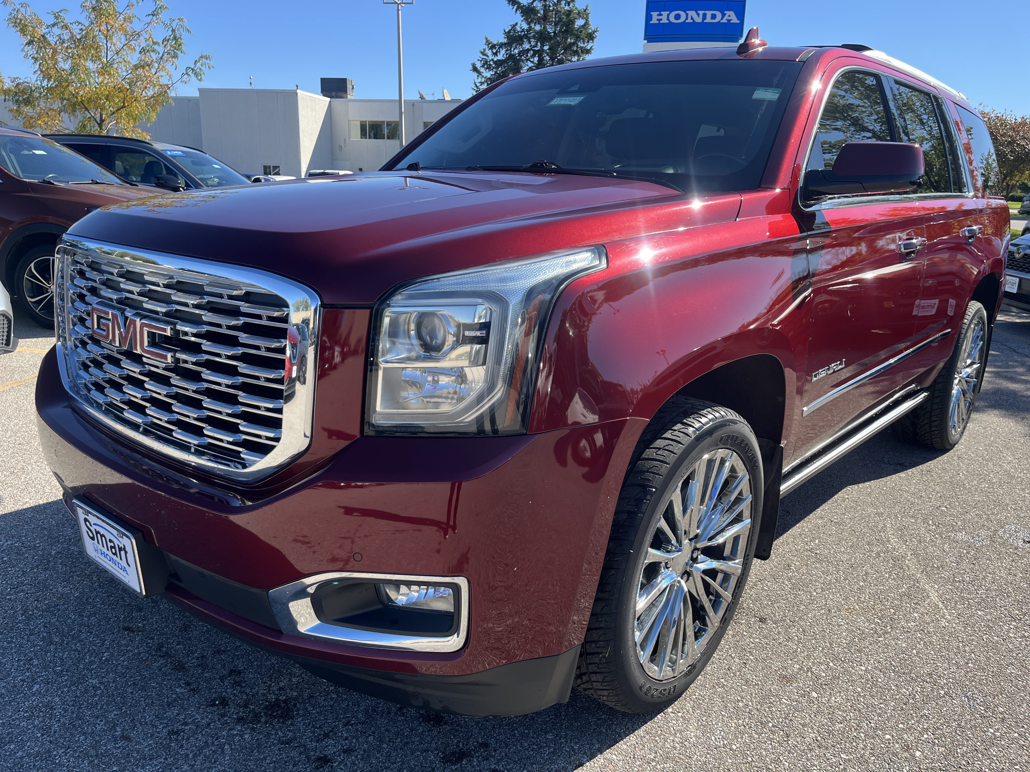 Used 2018 GMC Yukon Denali w/ Open Road Package AWD/4WD image 2
