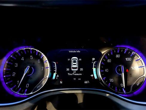 New 2026 Chrysler Pacifica Limited image 13