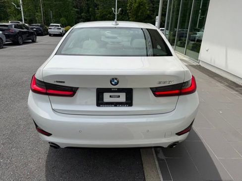 Used 2022 BMW 330i xDrive Sedan w/ Driving Assistance Package AWD/4WD image 7