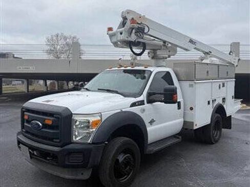Used 2014 Ford F450 XL w/ Power Equipment Group image 1