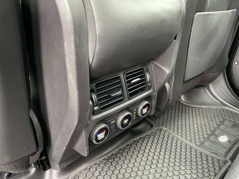 Used 2022 Land Rover Defender 110 X image 15
