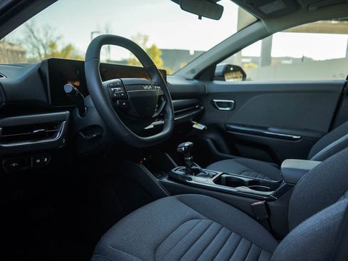 New 2025 Kia K4 EX image 16