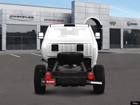 New 2024 RAM 3500 Tradesman w/ Safety Group AWD/4WD image 6