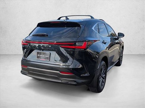 Used 2025 Lexus NX 350h AWD w/ Premium Package image 7