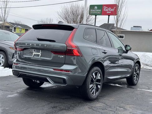 New 2026 Volvo XC60 T8 Core w/ Climate Package image 20