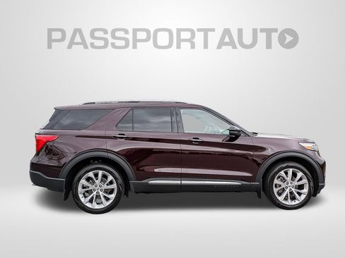 Used 2022 Ford Explorer Platinum w/ Equipment Group 601A image 8