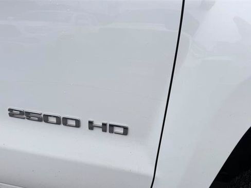 Used 2019 Chevrolet Silverado 2500 W/T w/ WT Convenience Package AWD/4WD image 28