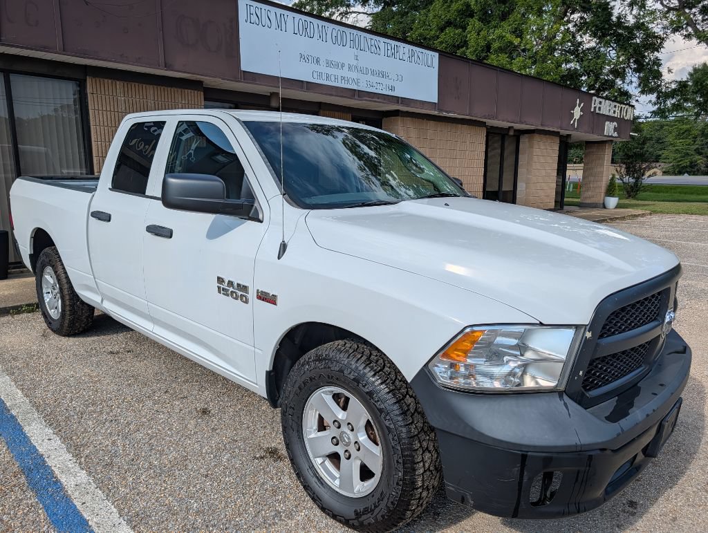 Used 2017 RAM 1500 Tradesman RWD image 2