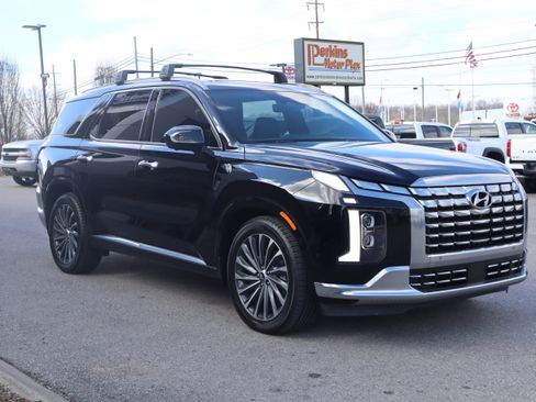 Used 2023 Hyundai Palisade Calligraphy image 5
