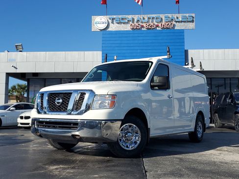 Used 2016 Nissan NV 2500 SL w/ Technology Package image 2
