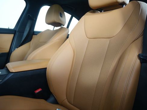 Certified 2025 BMW 330i xDrive Sedan image 10