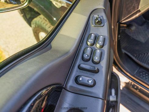 Used 2005 Ford F350 Harley-Davidson image 32