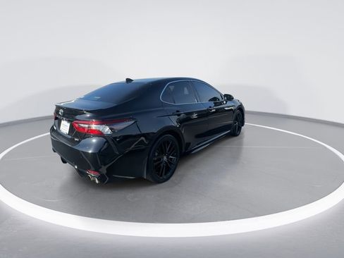 Used 2024 Toyota Camry XSE w/ Navigation Package image 8