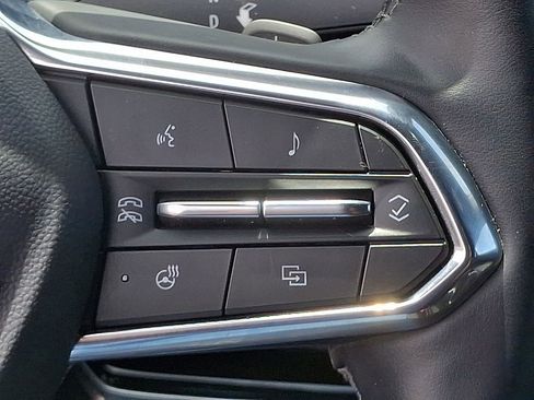 Used 2025 Chevrolet Equinox LT AWD/4WD image 22