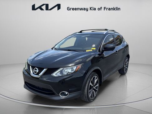 Used 2017 Nissan Rogue Sport SL FWD image 3