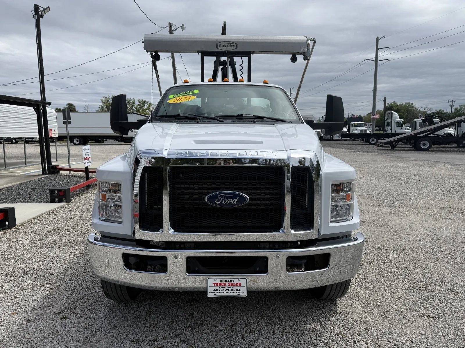 Used 2023 Ford F750 2WD Regular Cab Super Duty image 2