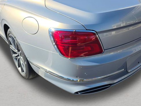 New 2026 Bentley Flying Spur image 12