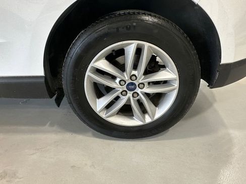 Used 2017 Ford Edge SEL w/ Equipment Group 201A image 16