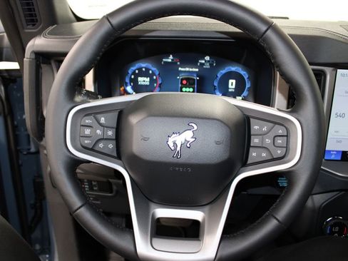 New 2025 Ford Bronco Outer Banks w/ Sasquatch Package image 35