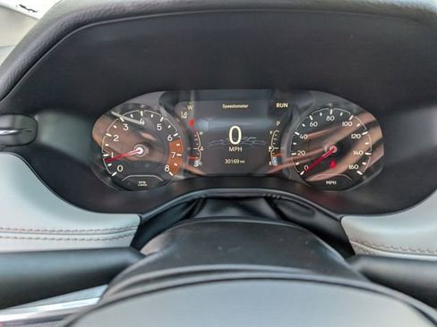 Used 2024 Jeep Compass Limited image 13