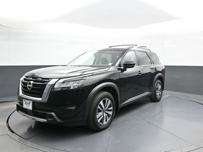 Used 2024 Nissan Pathfinder SL