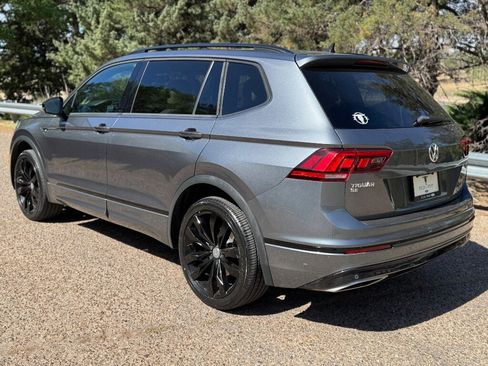 Used 2021 Volkswagen Tiguan SE image 8