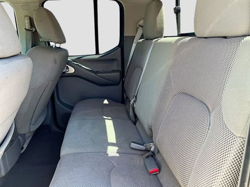 Used 2021 Nissan Frontier SV w/ Midnight Edition Floor Mats image 22