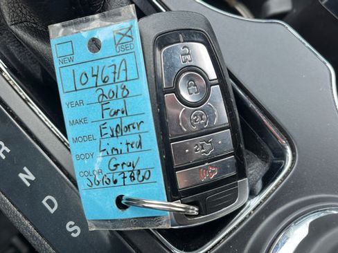 Used 2018 Ford Explorer Limited AWD/4WD image 29