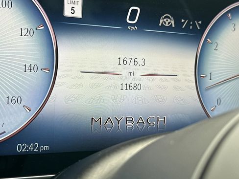 Used 2024 Mercedes-Benz Maybach S 580 4MATIC image 20