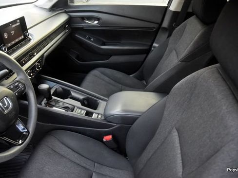 Certified 2024 Honda Accord EX image 10