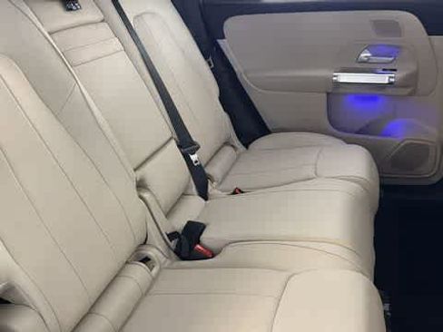 Used 2026 Mercedes-Benz GLB 250 4MATIC image 35