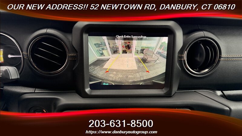Used 2023 Jeep Wrangler Unlimited Sahara AWD/4WD image 20
