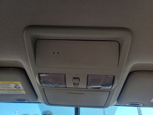 Used 2014 Nissan Frontier SV w/ SV Value Truck Package image 27