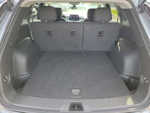Certified 2025 Chevrolet Blazer LT AWD/4WD image 9