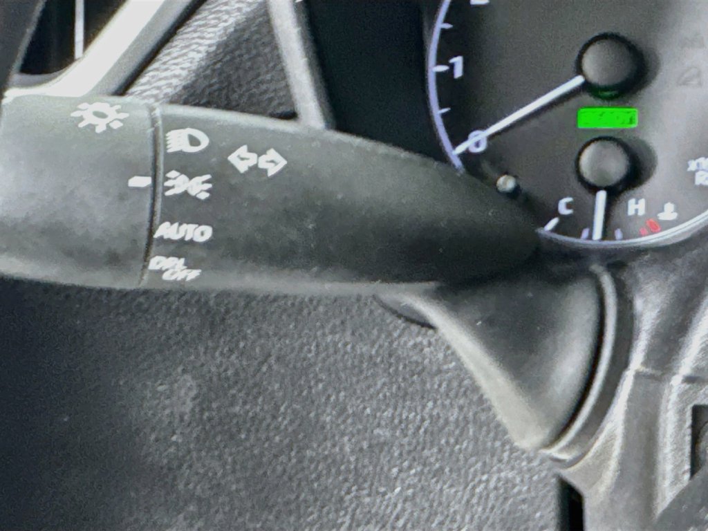 Used 2025 Toyota Corolla Cross AWD Hybrid image 13